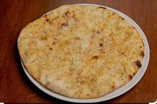 Focaccia cu parmezan