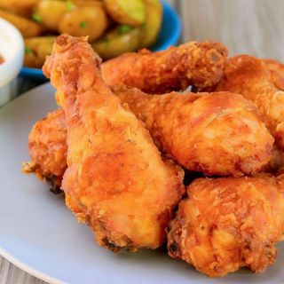 16 Pollo Frito patata cola 2 ltr cola