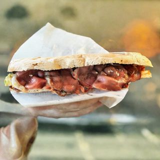 Bocadillo caliente de bacon