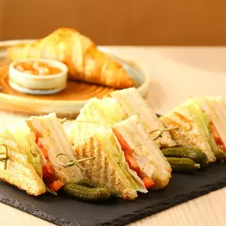 Sandwich club