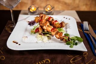 Frigaruie macelareasca cu cartofi prajiti