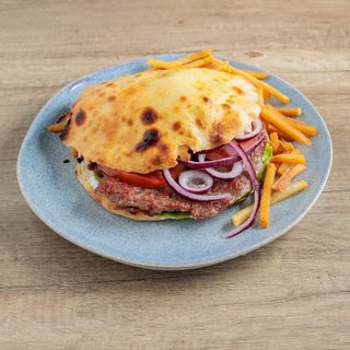 Gurmanska pljeskavica u lepinji