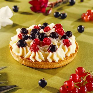 ტარტი ნაღებით და კენკრით