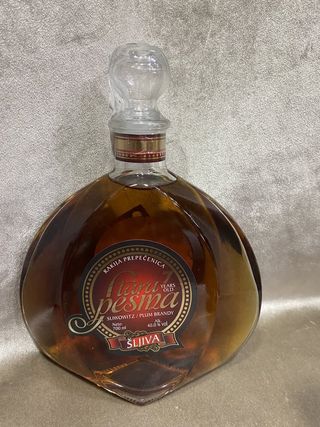 Stara Pesma Šljiva 7God 0.7L