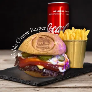 Doble Cheese Burger + Batata Frita + Bebida 