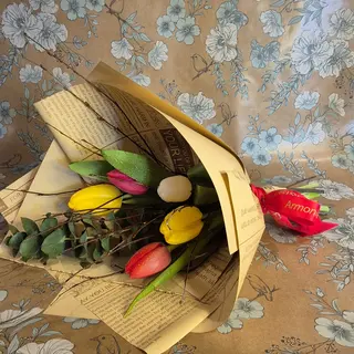5 lalele martisor