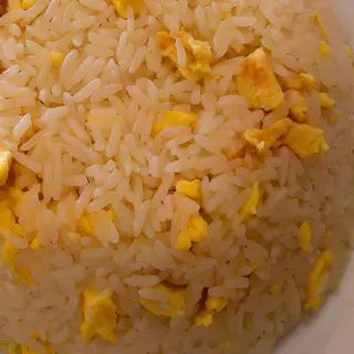 18. Arroz frito con huevo