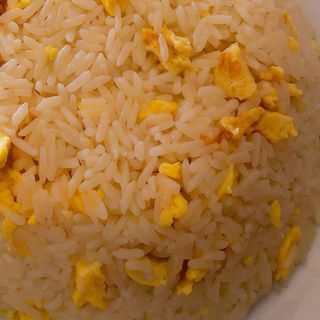 18. Arroz frito con huevo