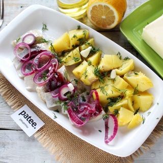 Оселедець з картоплею (250г)