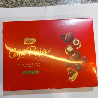 Caja roja Nestle 21 bombones de 11 variedades diferentes.