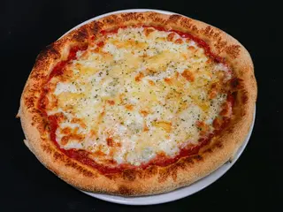 Pizza 5 Quesos (33 Cm.)