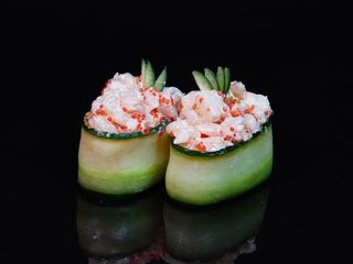 Gunkan z krewetką 2 szt.