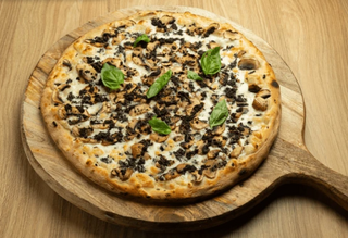 Pizza Truffes Au Parmesan