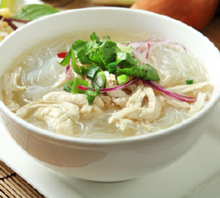 Sopa De Pollo Con Fideos