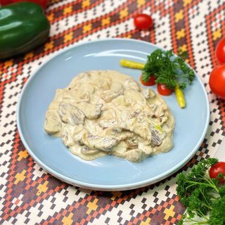 Телятина с грибами в сливочном соусе