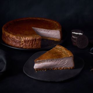 Tarta casera  de queso fundente con OREO