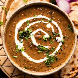 Curry Con Queso Hindú Y Espinacas