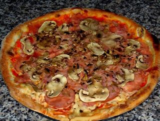 Pizza Capriciosa Ø32cm