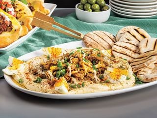 Shawarma Hummus