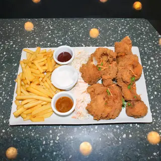 Demi Poulet Pané + Frites