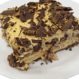 Бисквитена торта