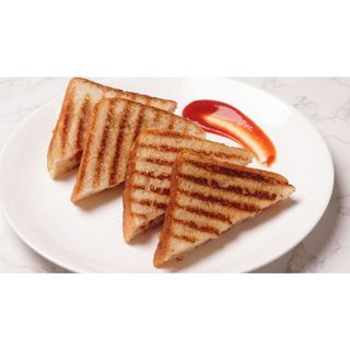 Onions & Tomato & Cheese Sandwich