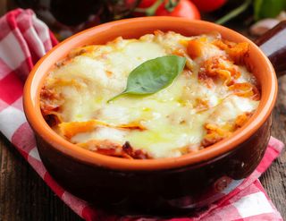 Provoleta a la bolognesa