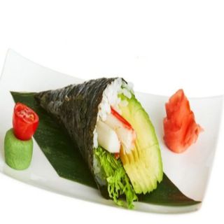 134. Temaki surimi aguacate escarola 1 Pcs