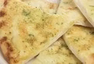 Focaccia cu usturoi pizza