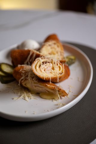 Pohovane palačinke sa pršutom 350 gr