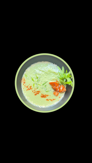 Суп вершковий з лососем