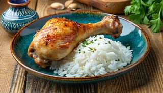 Пилешко бутче с ориз (350г)