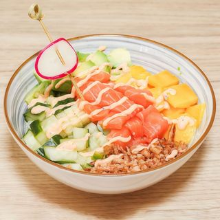 69·Poke de salmón(750ml)