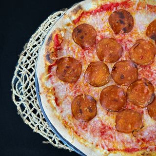 vega Pizza con Vegapeperoni