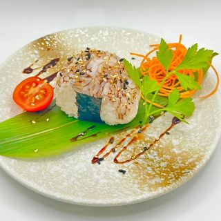 Onighiri Sake  (2 Pezzi)