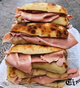 Pan focaccia mortadella e limone