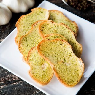 Чесночный хлеб