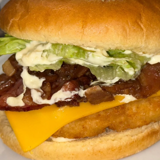 Crunchy chicken burger