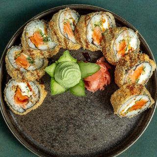 Salmon Gojira Roll