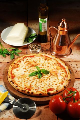 Pizza Margherita Ø 32cm