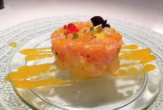 71.Tarta salmón con mango