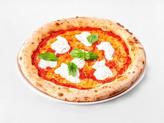 Пицца Маргарита со страчателлой