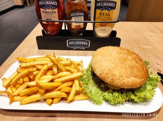 Комбо Бургер 