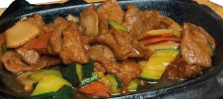 Vitello alla piastra con verdure