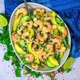 Avocado prawns salad