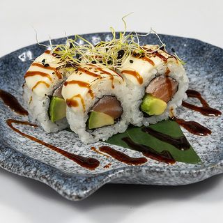 77.- Sake Chess Roll