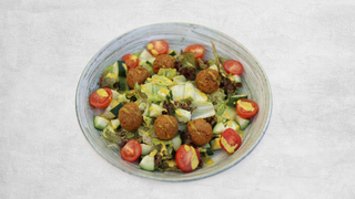 Falafel salata