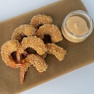 Креветки в хрусткій паніровці з соусом "Айолі-кімчі" (170/50г)