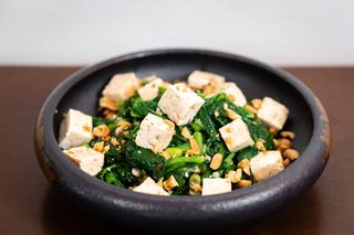 Ensalada De Espinacas Y Tofu