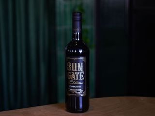 Вино USA,  Sun Gate, ‘’Zinfandel’’ (dry) 0,750 (750ml)